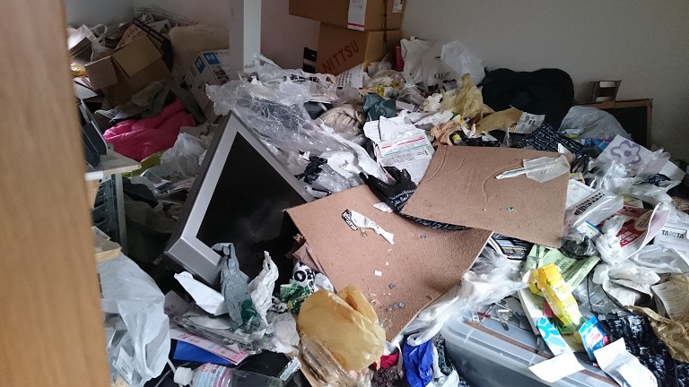 太子町　ゴミ屋敷